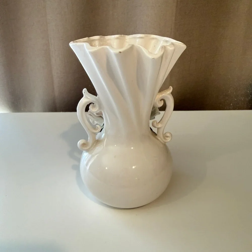 Unbranded vintage white